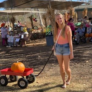 Meet your Posher, Taylor